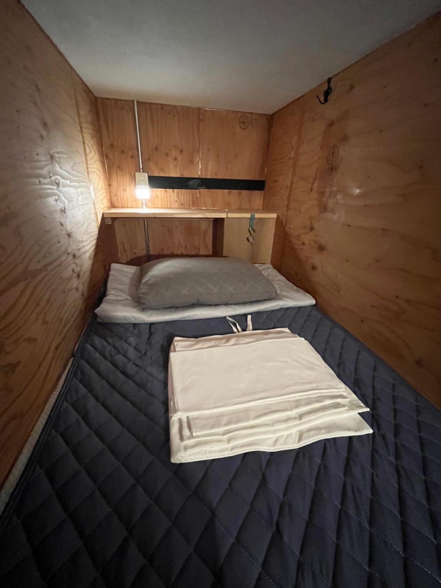 Hostel Bedgasm Tōkyō Extérieur photo